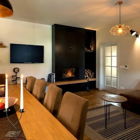 Vila Rustic Lori With Whirpool And Grill Near Por *